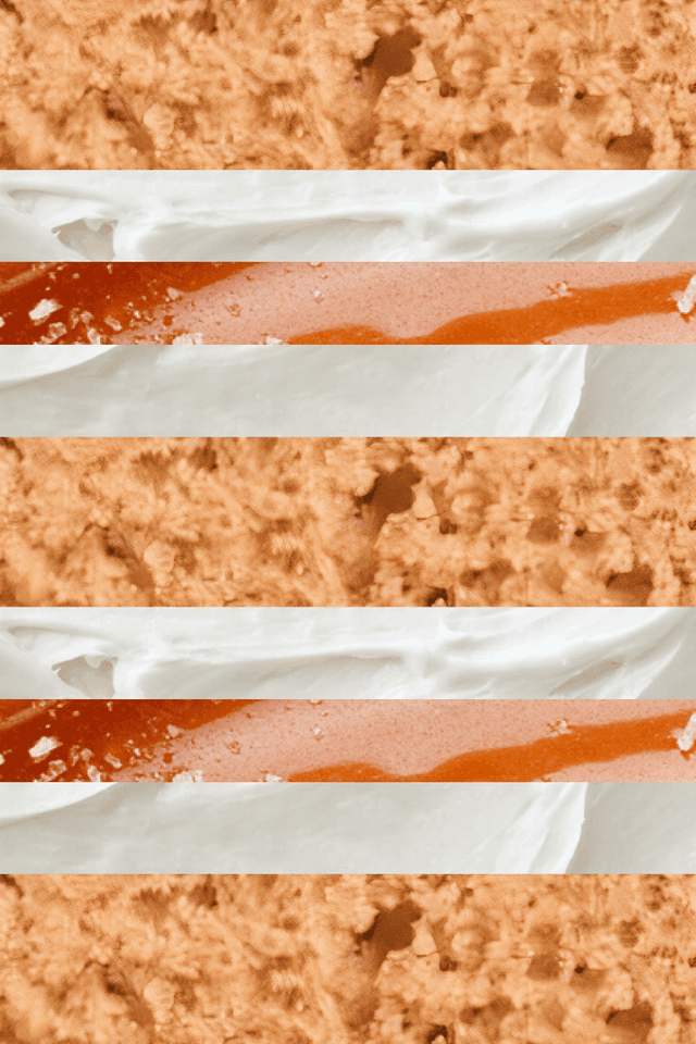 Апельсиновий бісквіт, солона кармель, крем-чіз